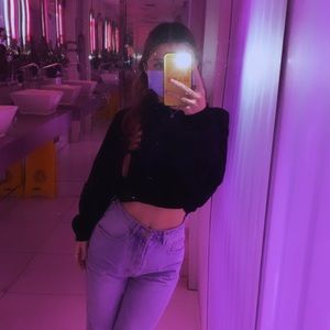 Meet your Posher, Maci